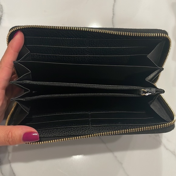 Gucci Wallet - Picture 4 of 8